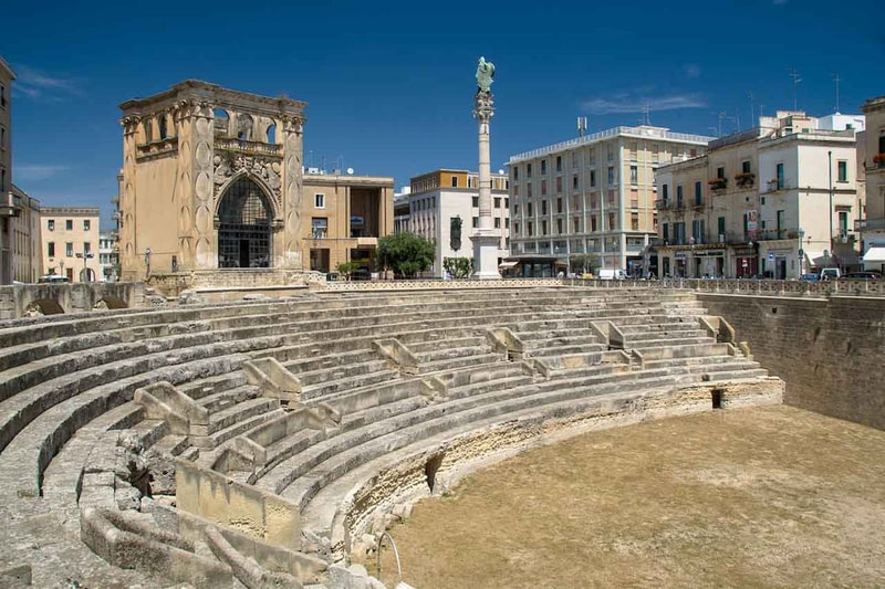 Lecce - Amphitheatre, Biking in Puglia