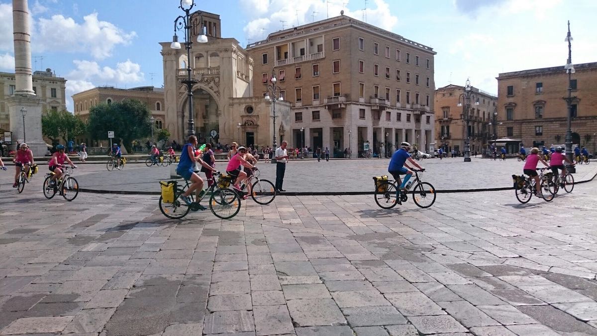 Piazza Sant'Orinzo, Lecce, Puglia by bike