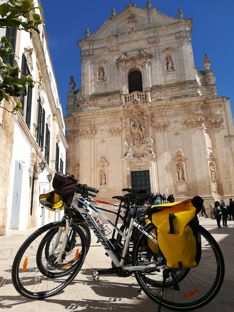 Visit Martina Franca by bike